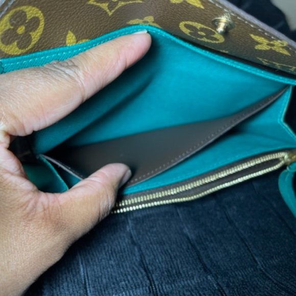 Louis Vuitton Authentic Monogram Emilie Wallet W/COA - Picture 9 of 13